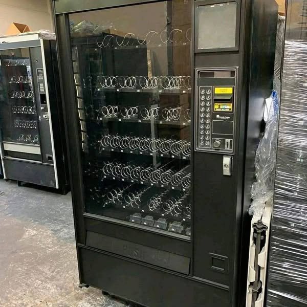 Automatic-Products-113-Snack-Machine.jpg