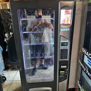 USI Frozen Vending Machine - Model 3576 (Wittern, Des Moines, IA)